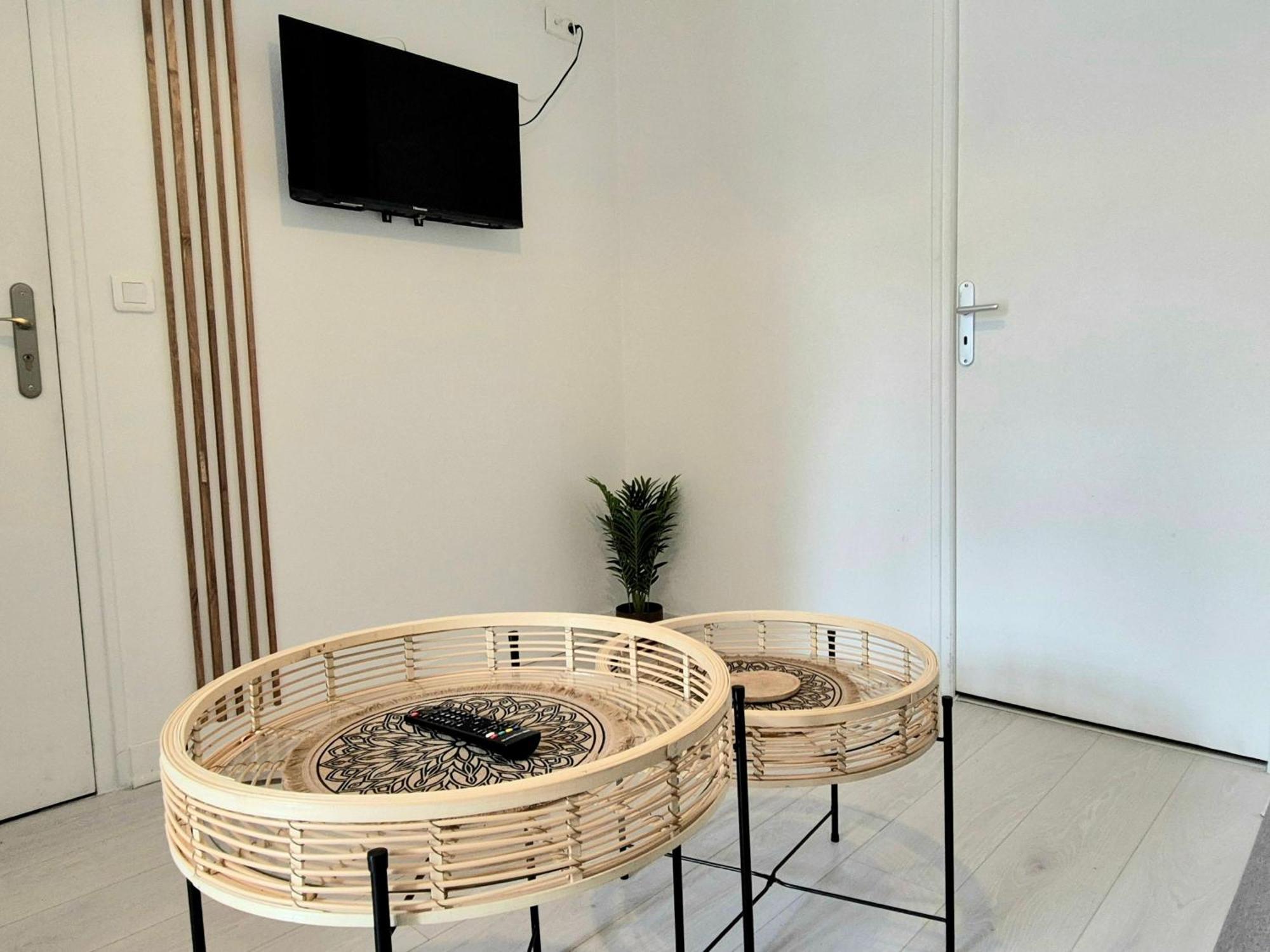 Verdant Oasis - Proche Du Centre - Wifi Gratuit - Parking A Proximite لورد المظهر الخارجي الصورة